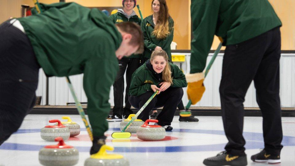 curling club